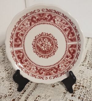 Syracuse Red & White Bread & Butter Plate "Strawberry Hill" 5.5" Diameter MCM